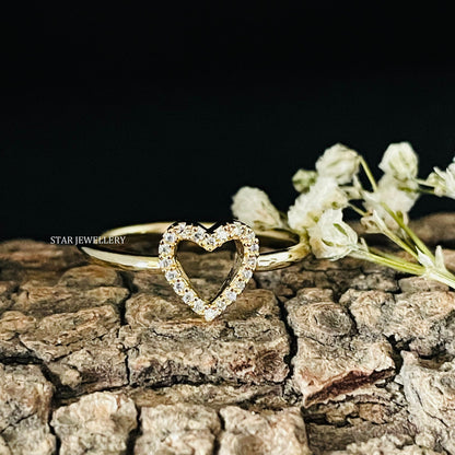 14K Gold Natural Diamond Dainty Heart Ring