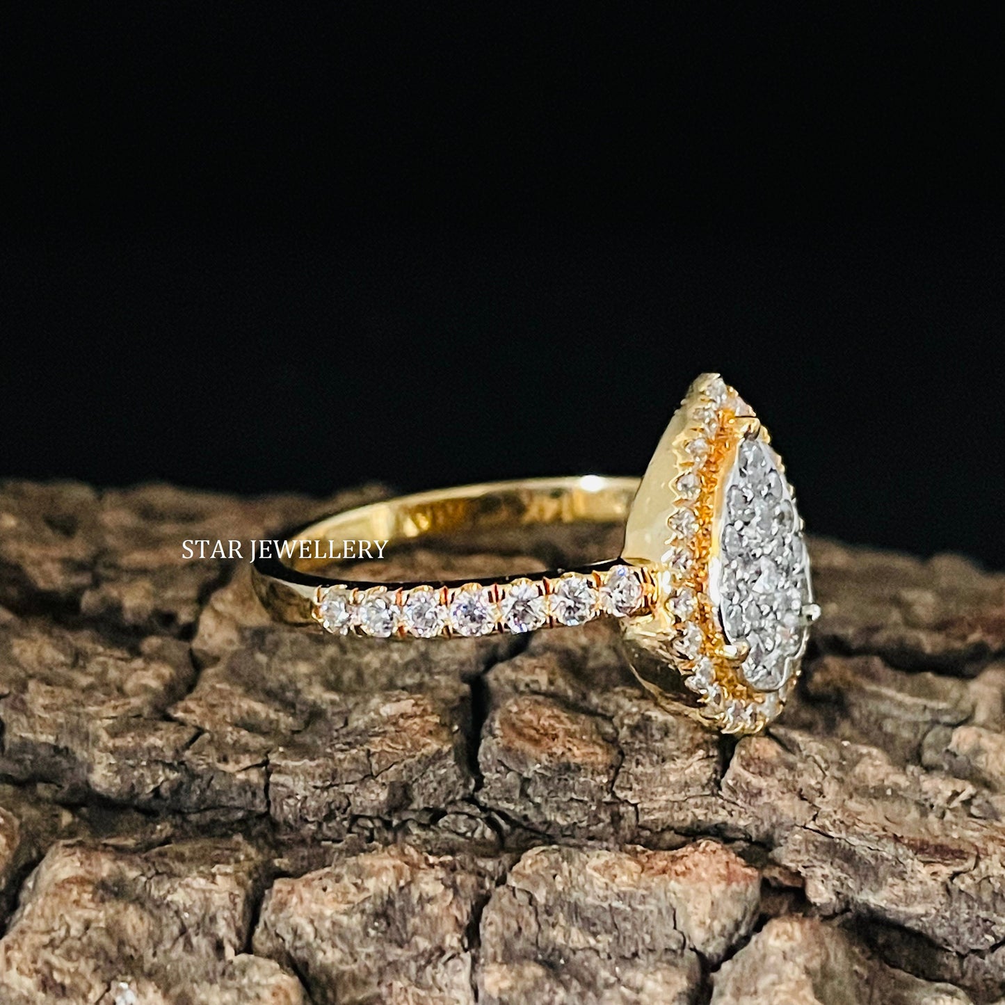 Solid Gold Natural Diamond Pear Shape Diamond Cluster Ring