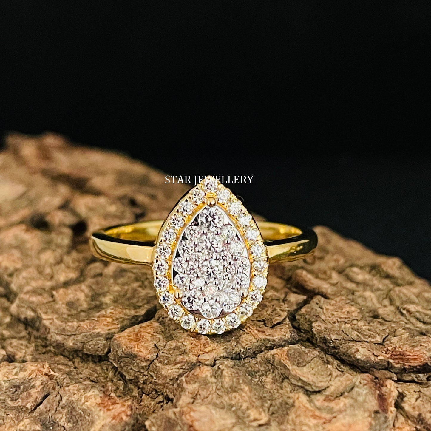 Solid Gold Natural Diamond Pear Shape Diamond Cluster Halo Ring