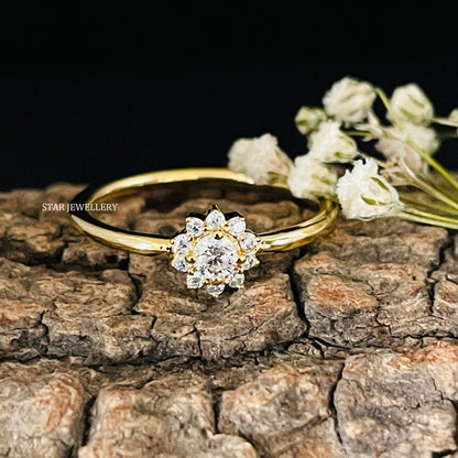 Solid Gold CVD Diamond Dainty Flower Minimalist Ring