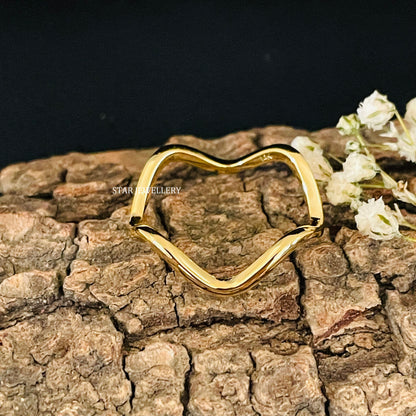 Zig Zag Wavy Solid Gold Ring