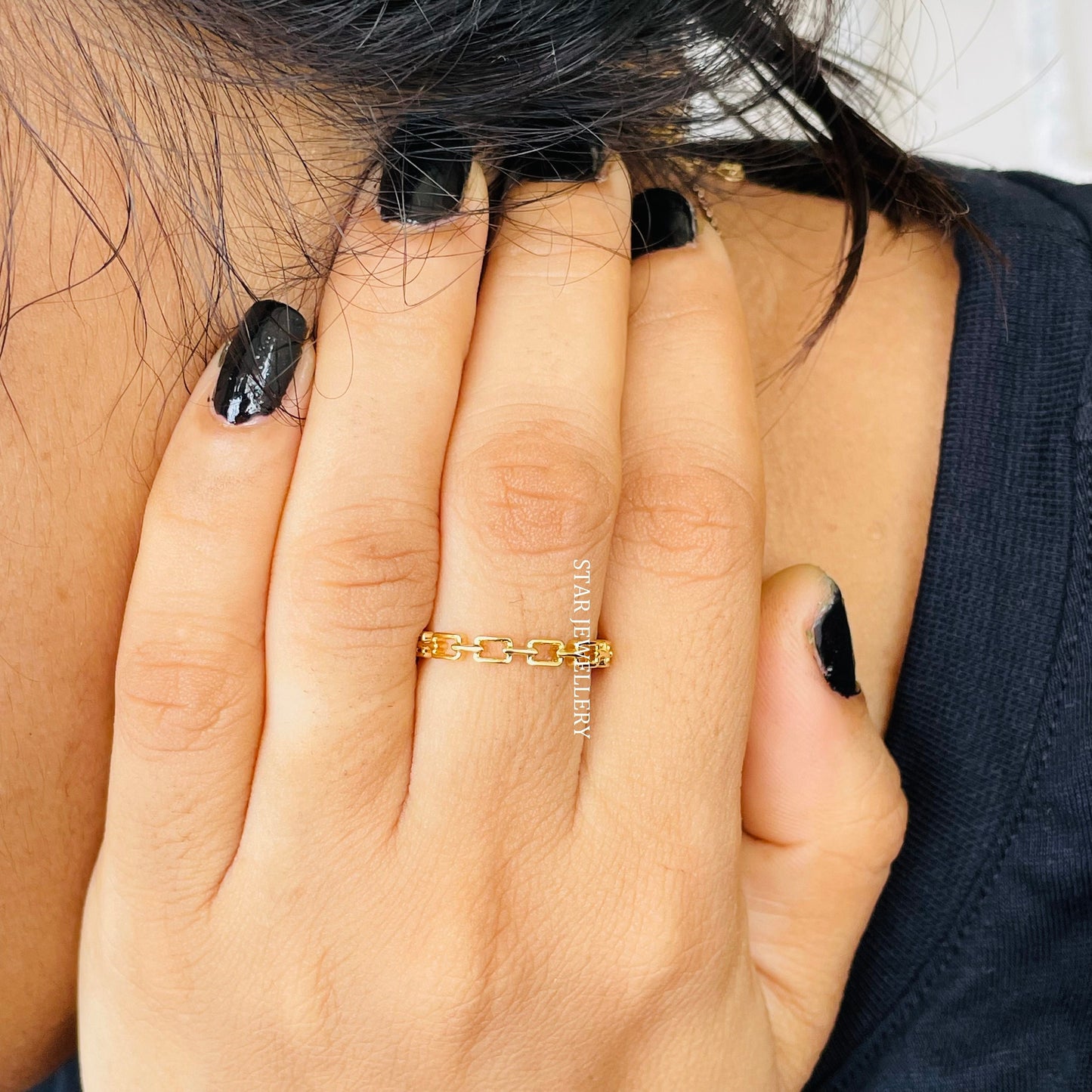 Everyday Wear Solid Gold Plain Link Ring