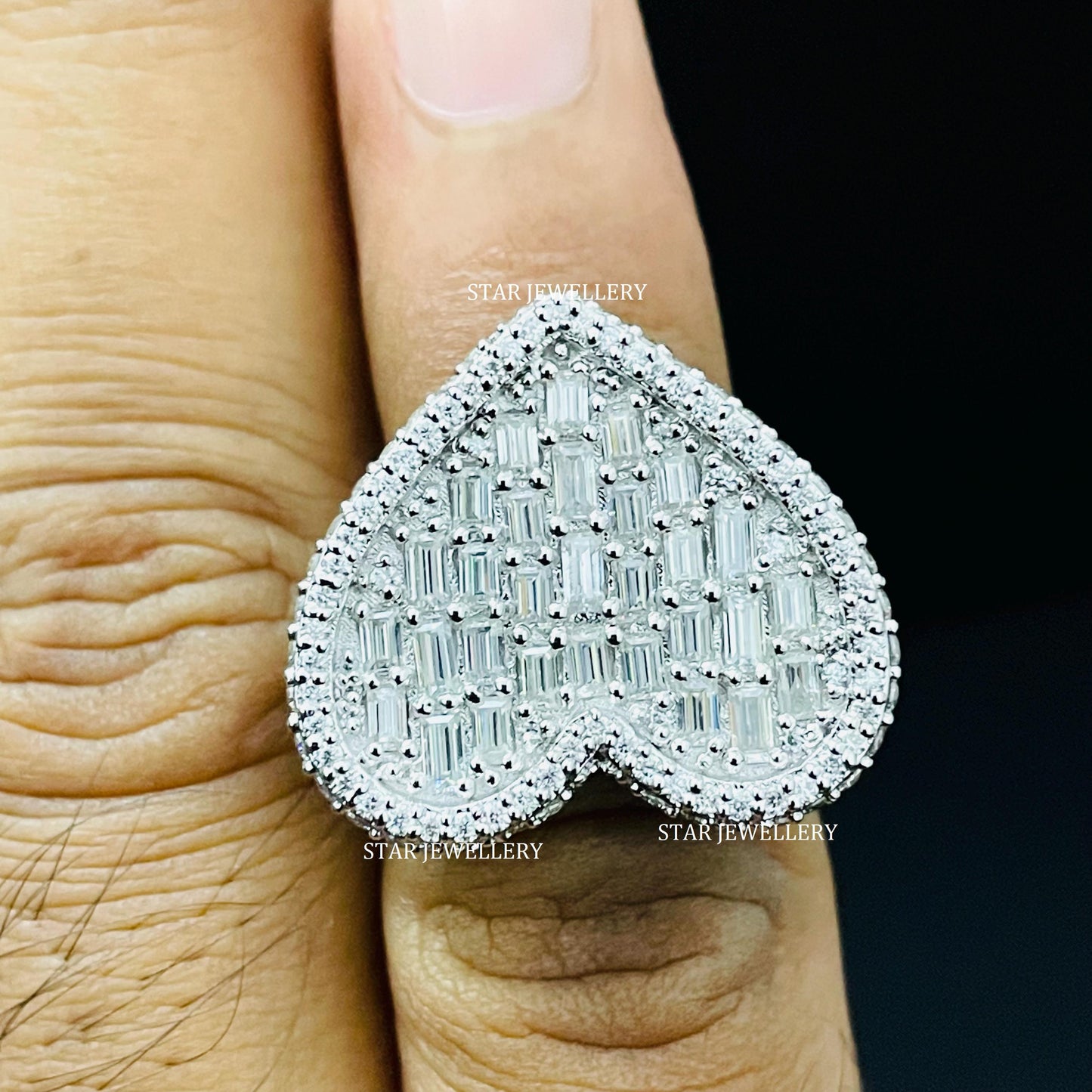 Unisex VVS Baguette Moissanite Heart Ring for her