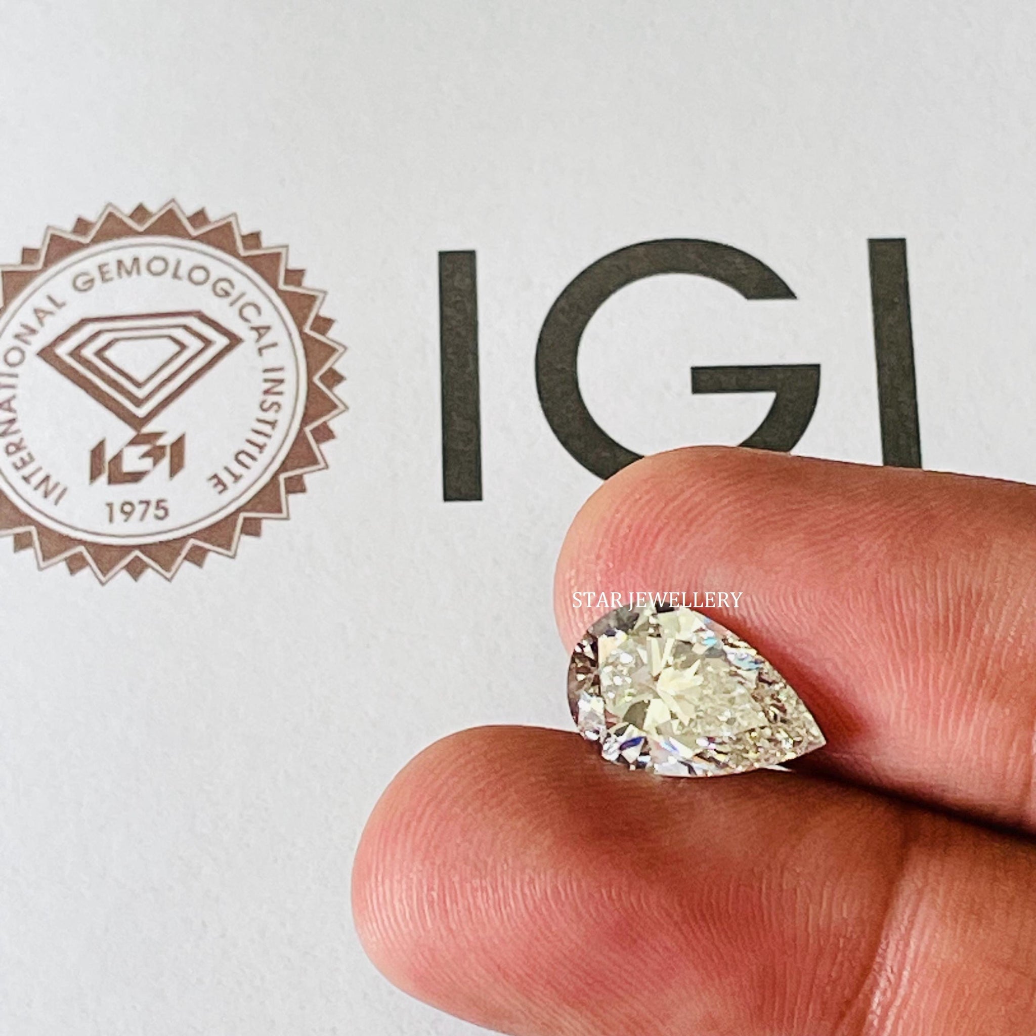 4.00 Ct Pear Cut CVD Lab Grown IGI Certified Diamond