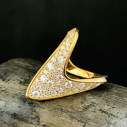 CVD Diamond Boomerang Vanki Gold Ring