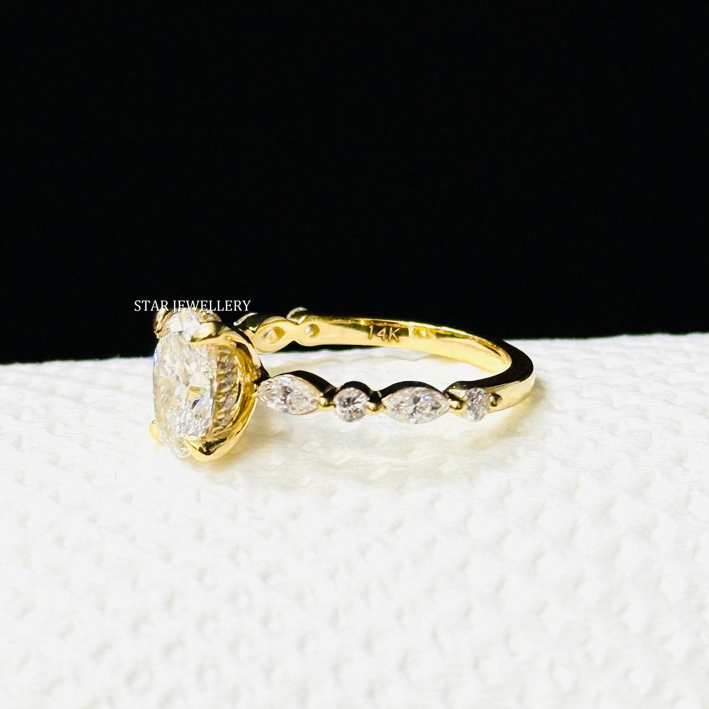 1.00 CT Oval Cut CVD Lab Grown Diamond Engagement Ring
