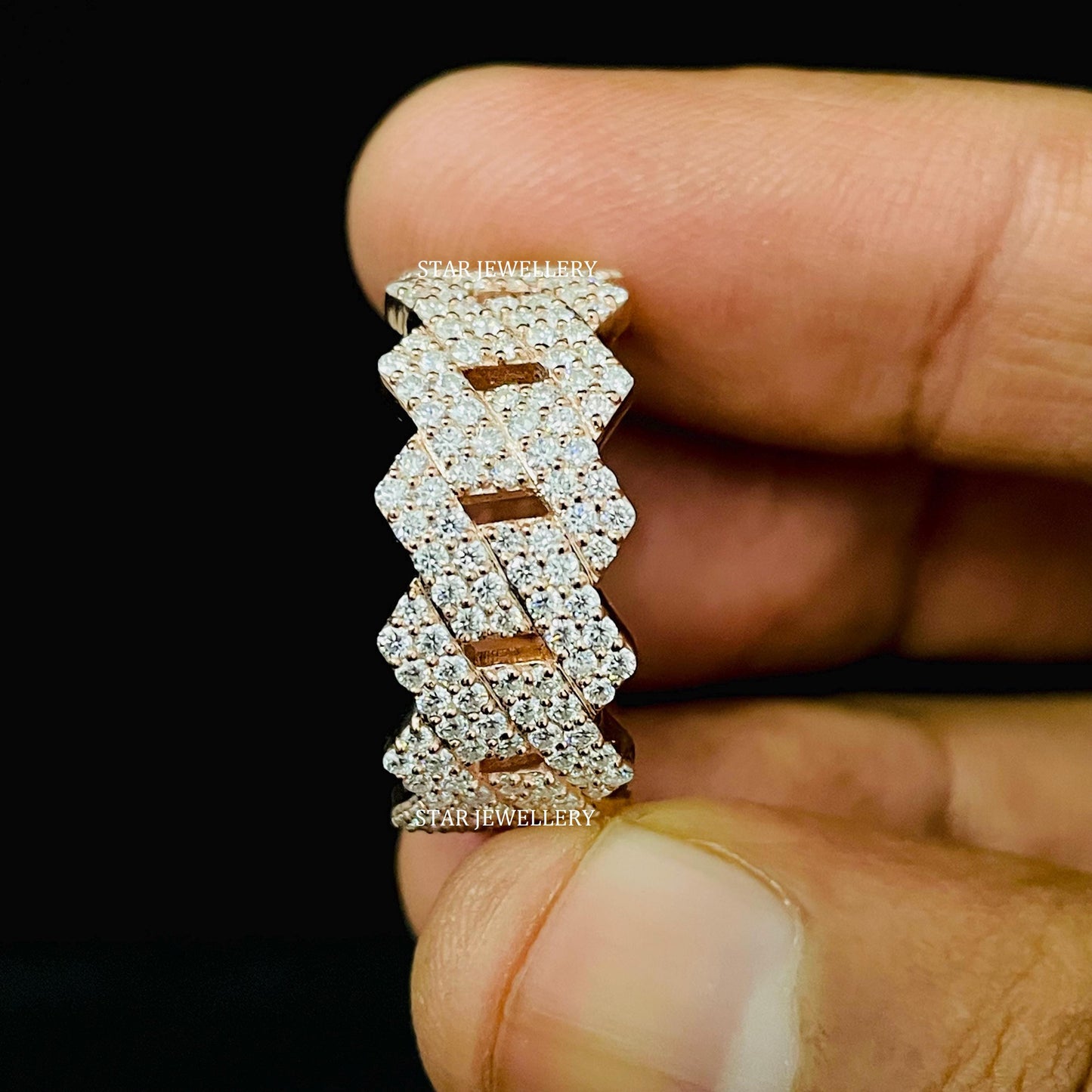 VVS Moissanite Cuban Link Ring