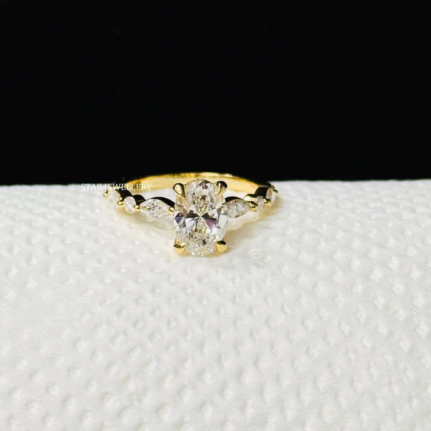 1.00 CT Oval Cut CVD Lab Grown Diamond Engagement Ring