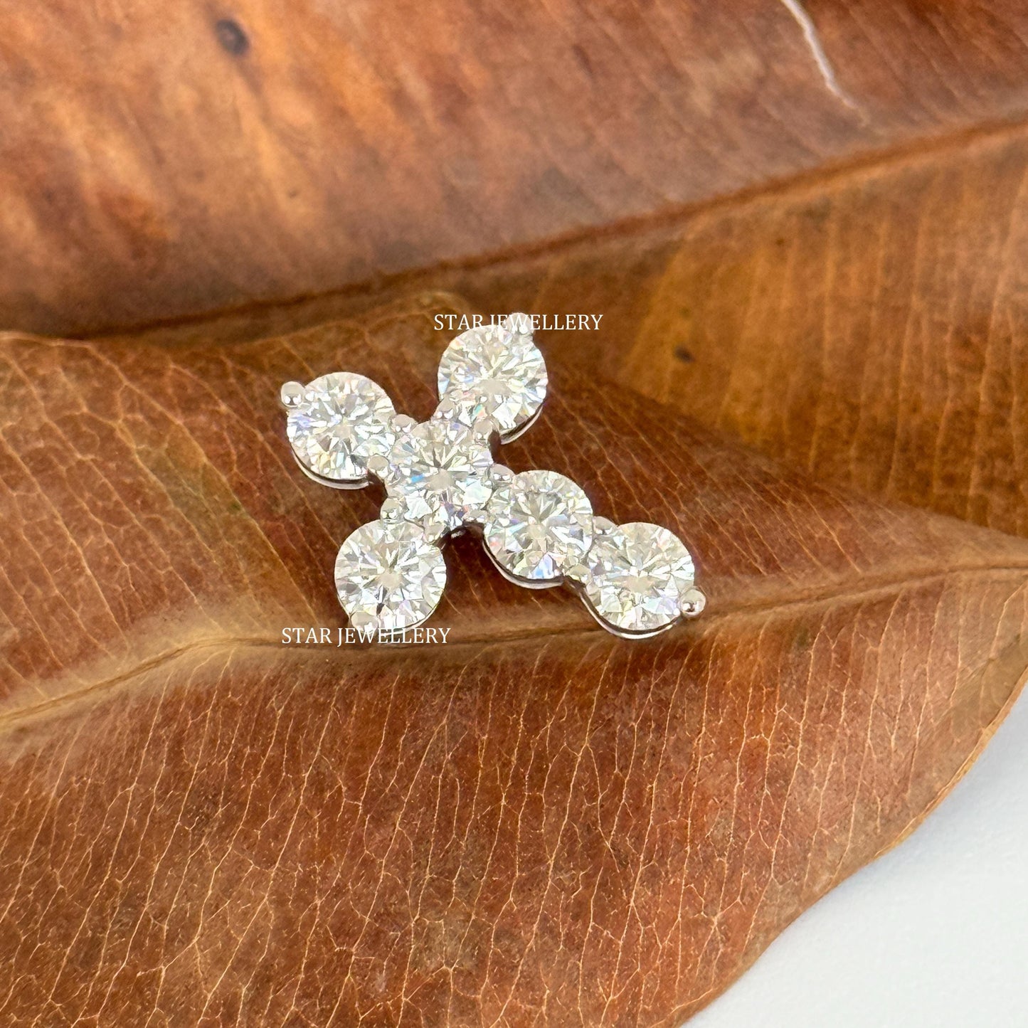 VVS Moissanite 0.50 Ct Each Stone Cross Pendant