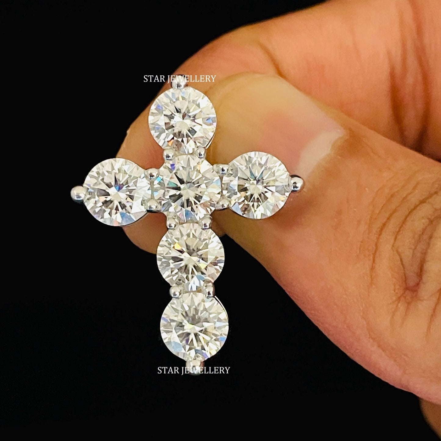VVS Moissanite 1.00 Ct Each Stone Cross Pendant
