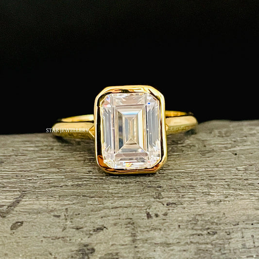 2.00 Ct Emerald Moissanite Proposal Ring