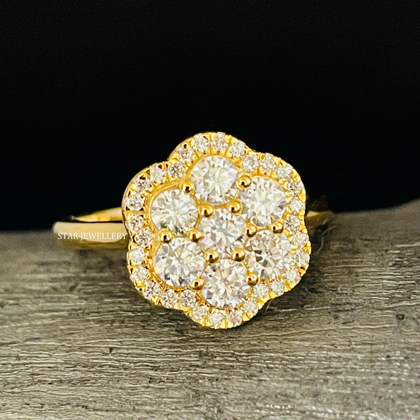 VVS Moissanite Cluster Diamond Halo Ring