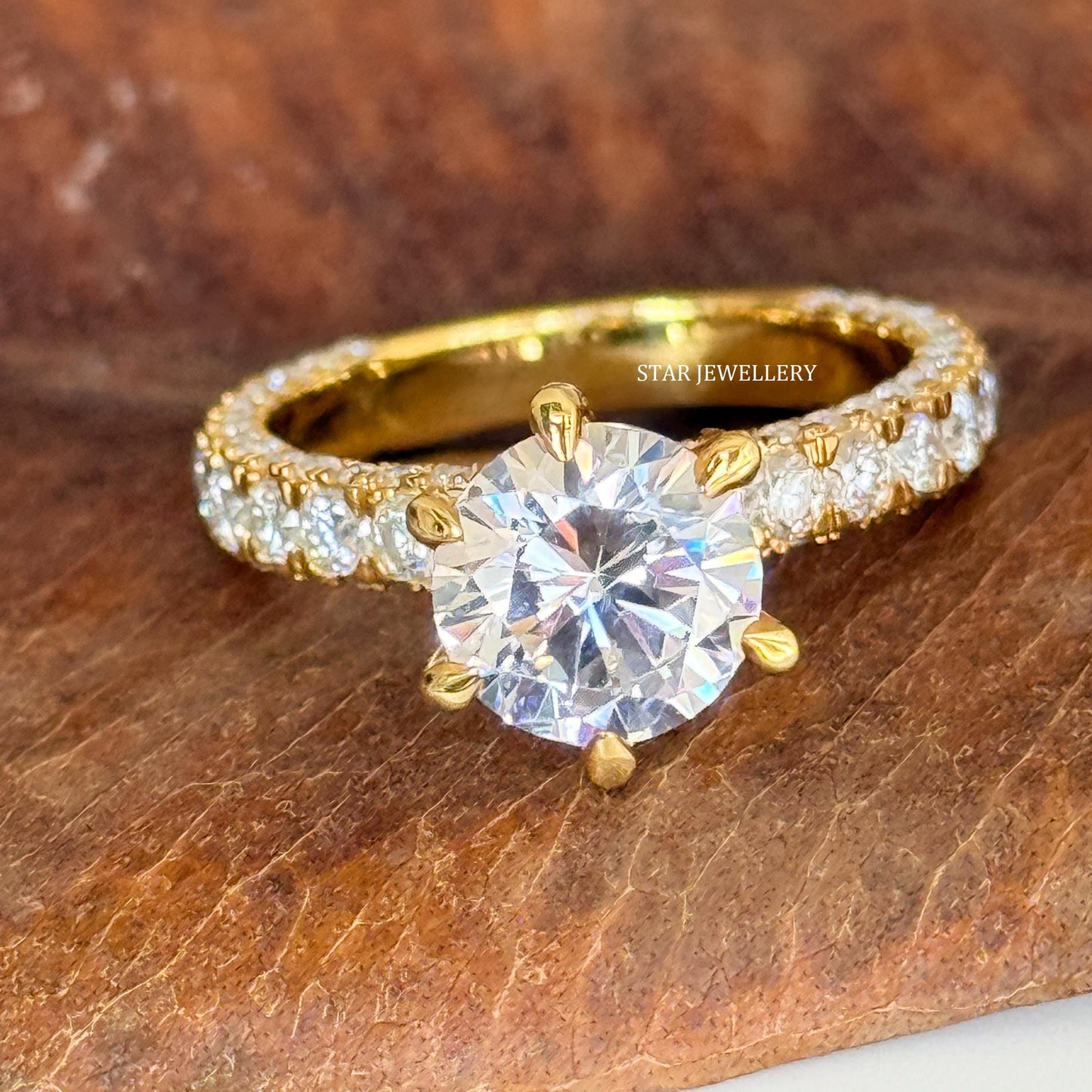 2.00 Ct Brilliant Round Cut Colorless Moissanite Solitaire Engagement Ring