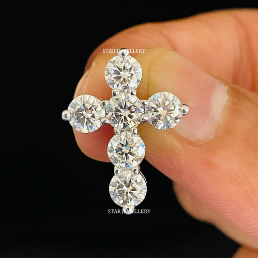 VVS Moissanite 0.50 Ct Each Stone Cross Pendant