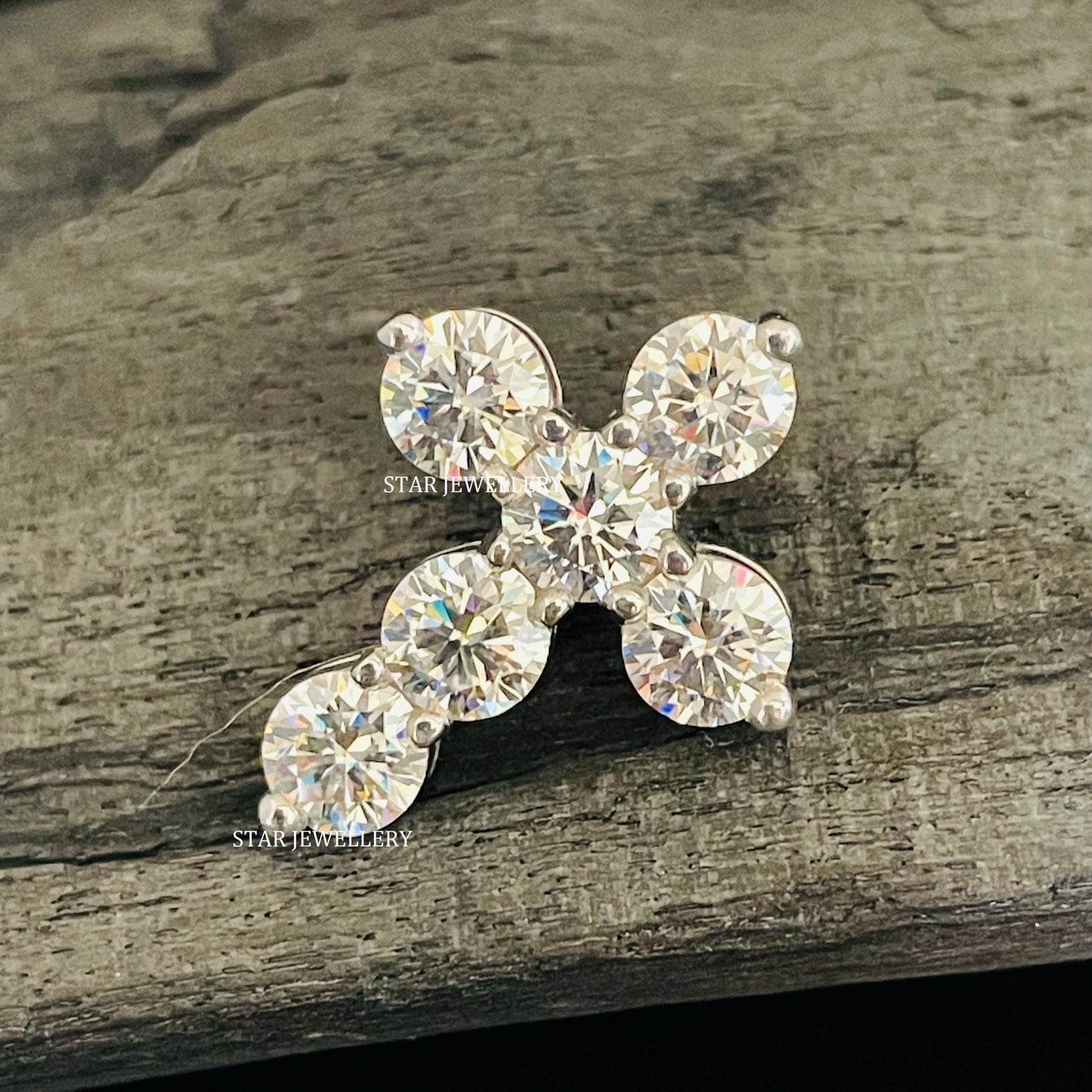 VVS Moissanite 0.50 Ct Each Stone Cross Pendant