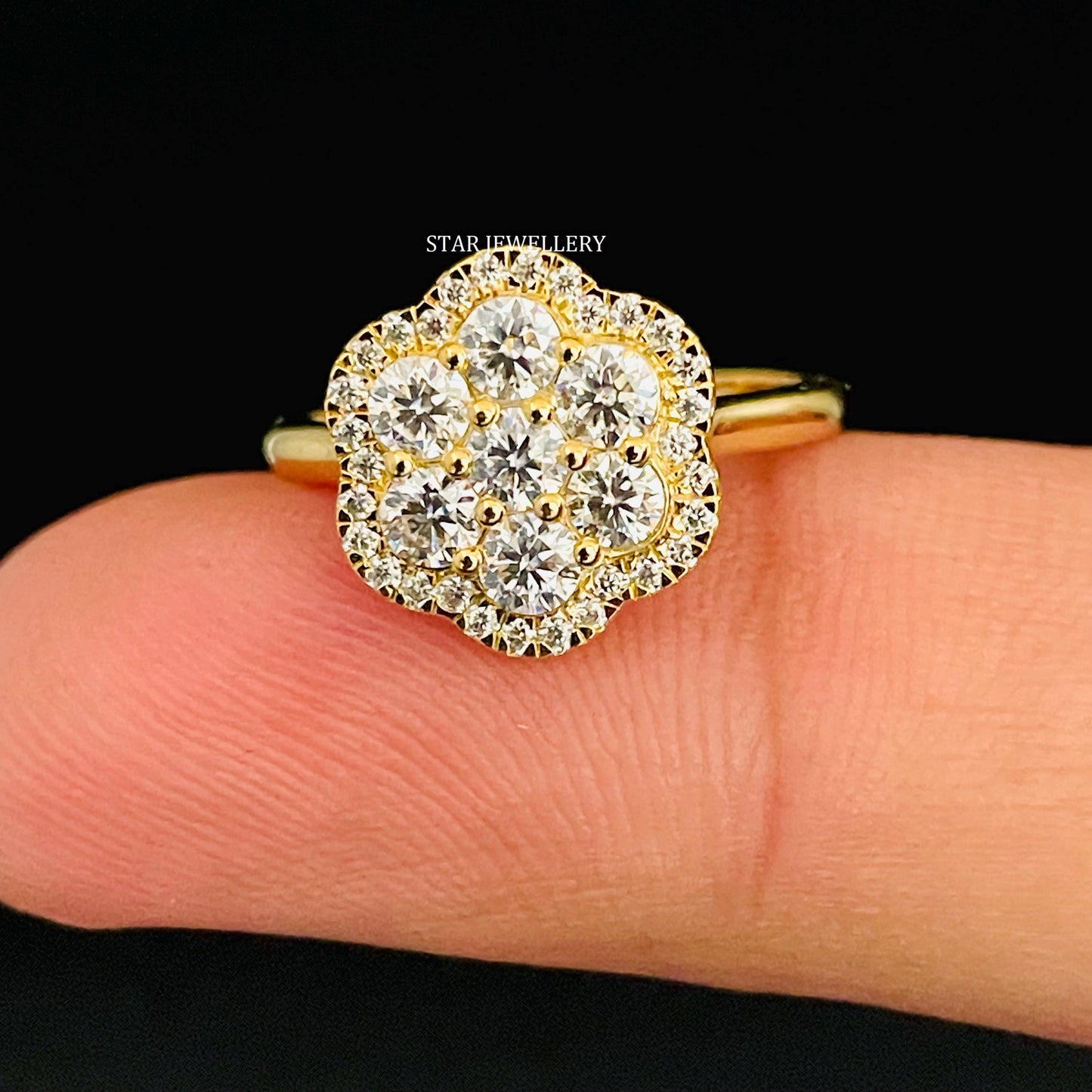 VVS Moissanite Cluster Diamond Halo Ring