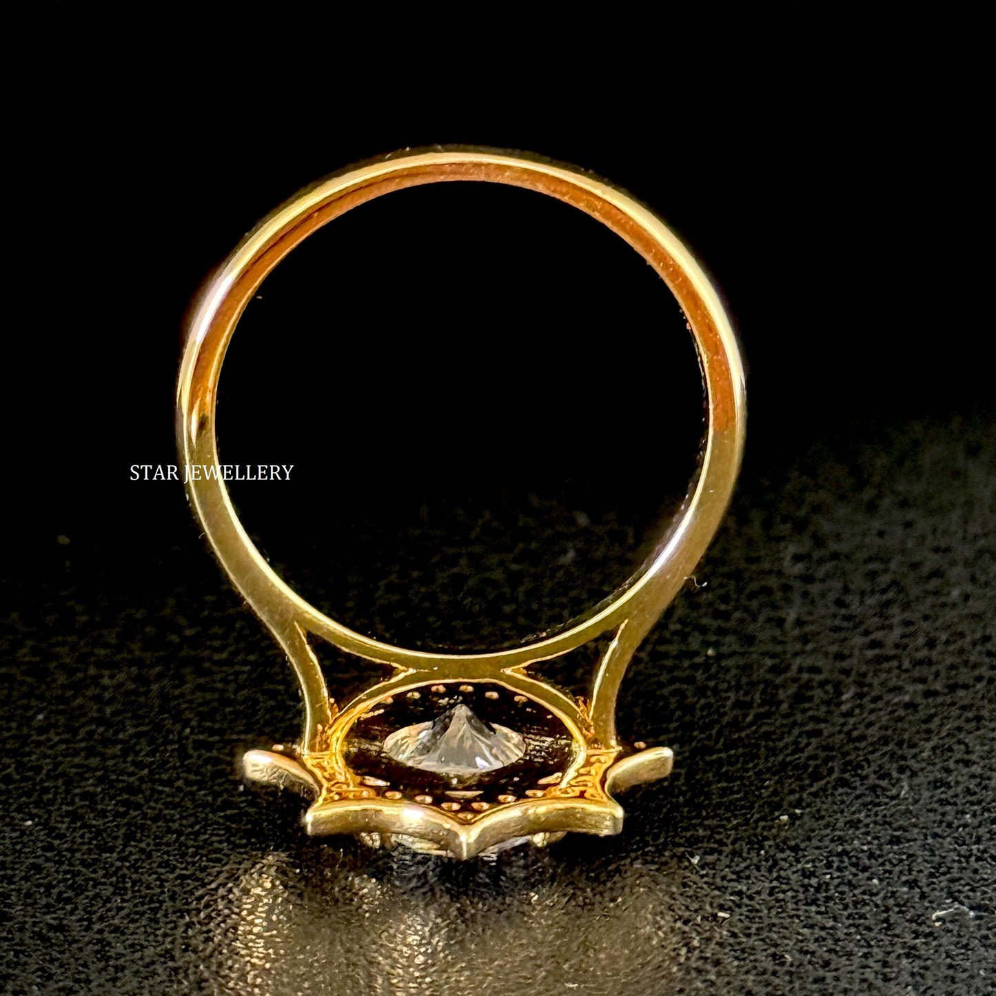 VVS Moissanite Solitaire Diamond Halo Ring