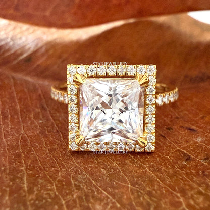 1 Ct Princess Cut Lab Diamond Halo Engagement Ring