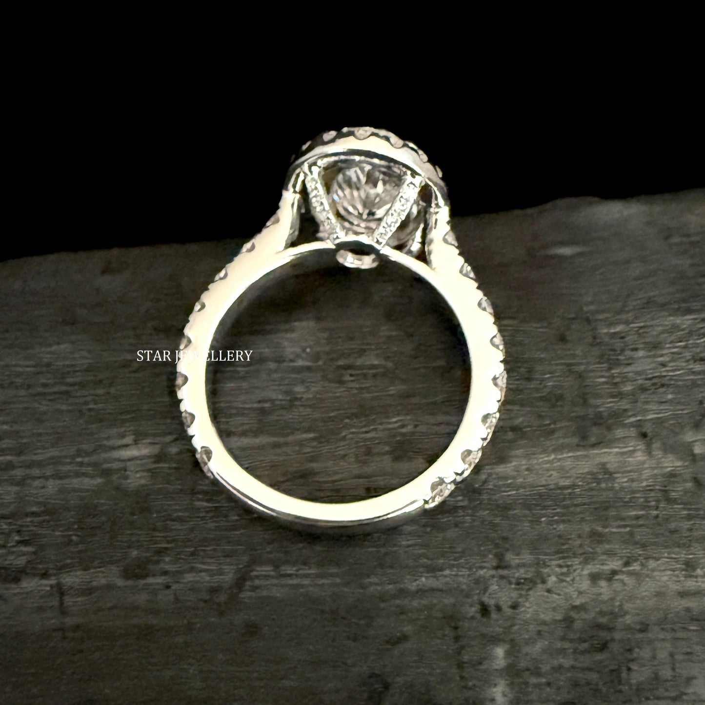 3.00 Ct IGI Certified Oval Cut White Gold lab Grown Diamond Engagement Ring