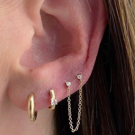 Piercing de chaîne de diamant, piercing de chaîne de cartilage, Susie, boucle d'oreille de chaîne de goujon de Dainty, boucle d'oreille de goujon de chaîne liée, double lobe Helix Ear Hoop