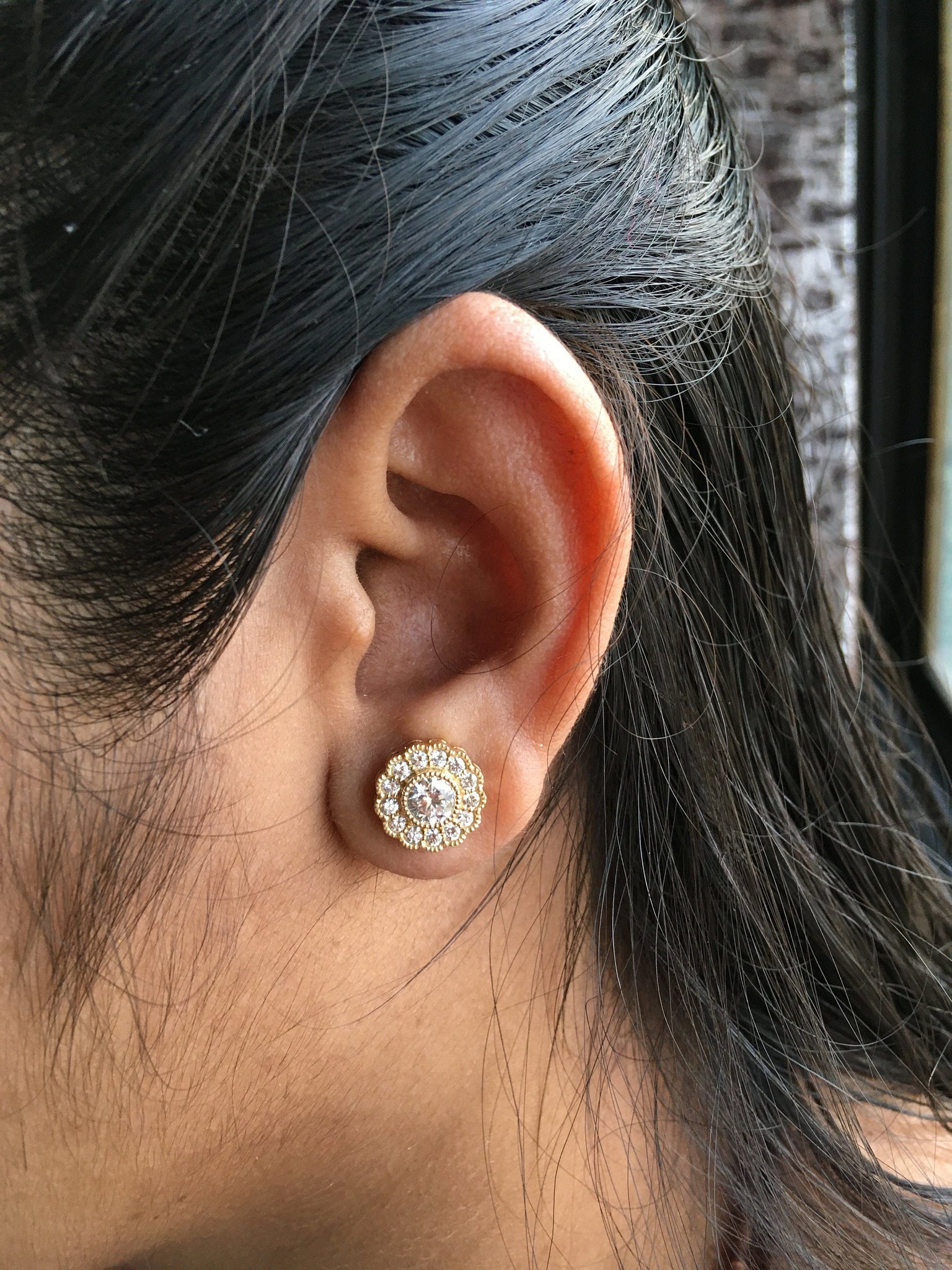 1.70 Ct Diamond Cluster Miligrain Earring