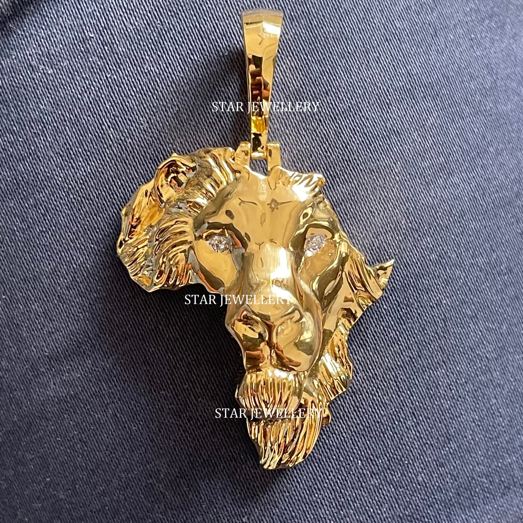 Carte de l'Afrique Diamant Lion Pendentif, Afrique Faune Diamant Pendentif 10K Or Massif Carte de l'Afrique Pendentif, Lion Carte de l'Afrique Pendentif