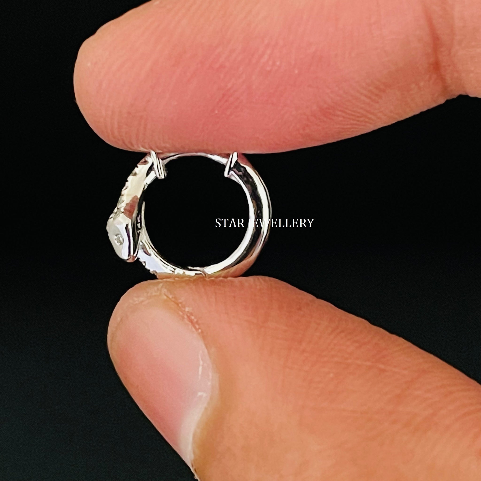 925 Sterling Silver CZ Diamond Snake Nose Ring